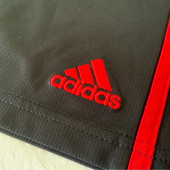 Adidas Boys XL Athletic Shorts Black - Picture 3 of 9